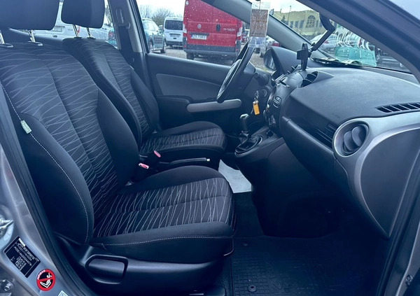 Mazda 2 cena 12900 przebieg: 233000, rok produkcji 2009 z Goleniów małe 497